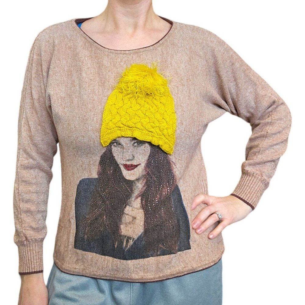 Womens Medium Brunette Portrait Cream Knit Sweater Rear Zipper 3D Embellished - Picture 13 of 13